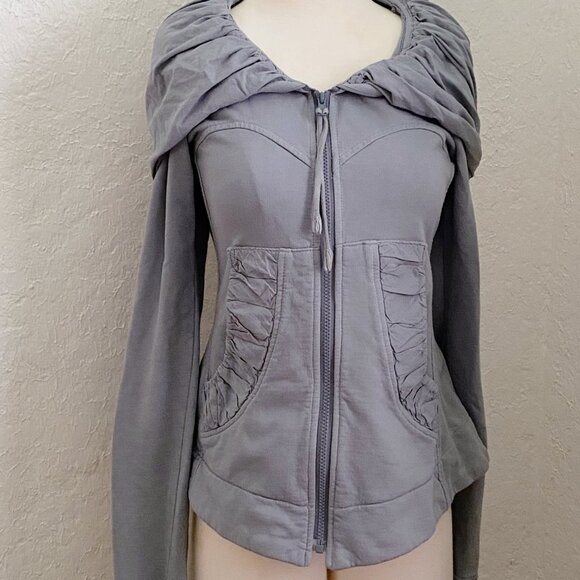 Prairie Underground  Hooded Cloak Short Muted Turquoise - Picture 1 of 3